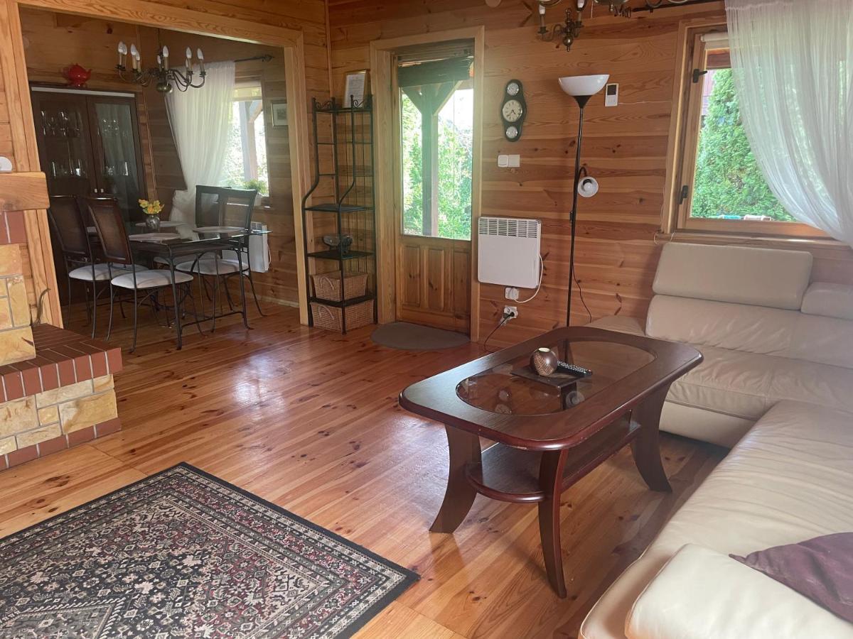 Dom Z Bali Villa Bajkowy Dom Dzwierzuty Luaran gambar