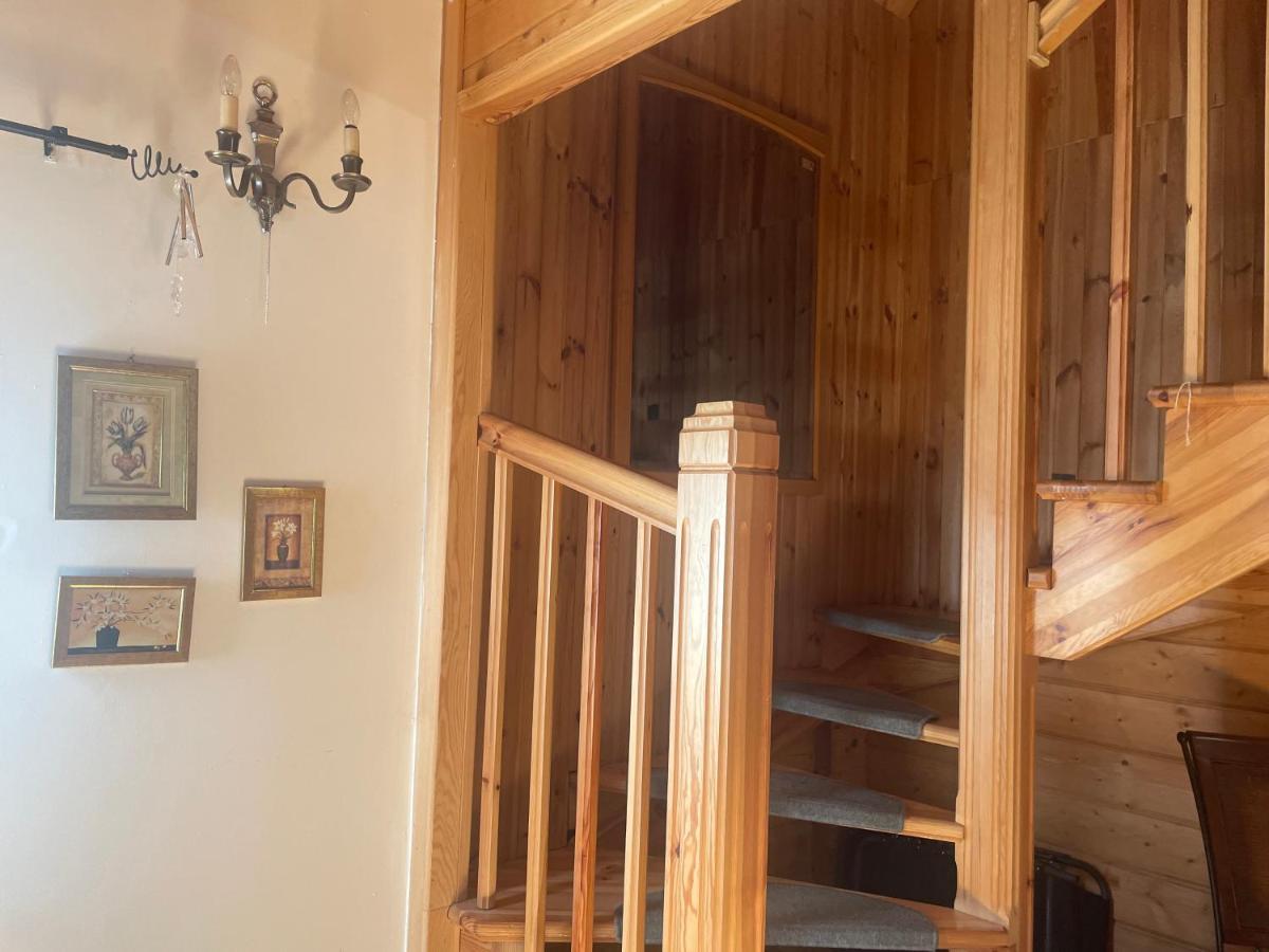 Dom Z Bali Villa Bajkowy Dom Dzwierzuty Luaran gambar